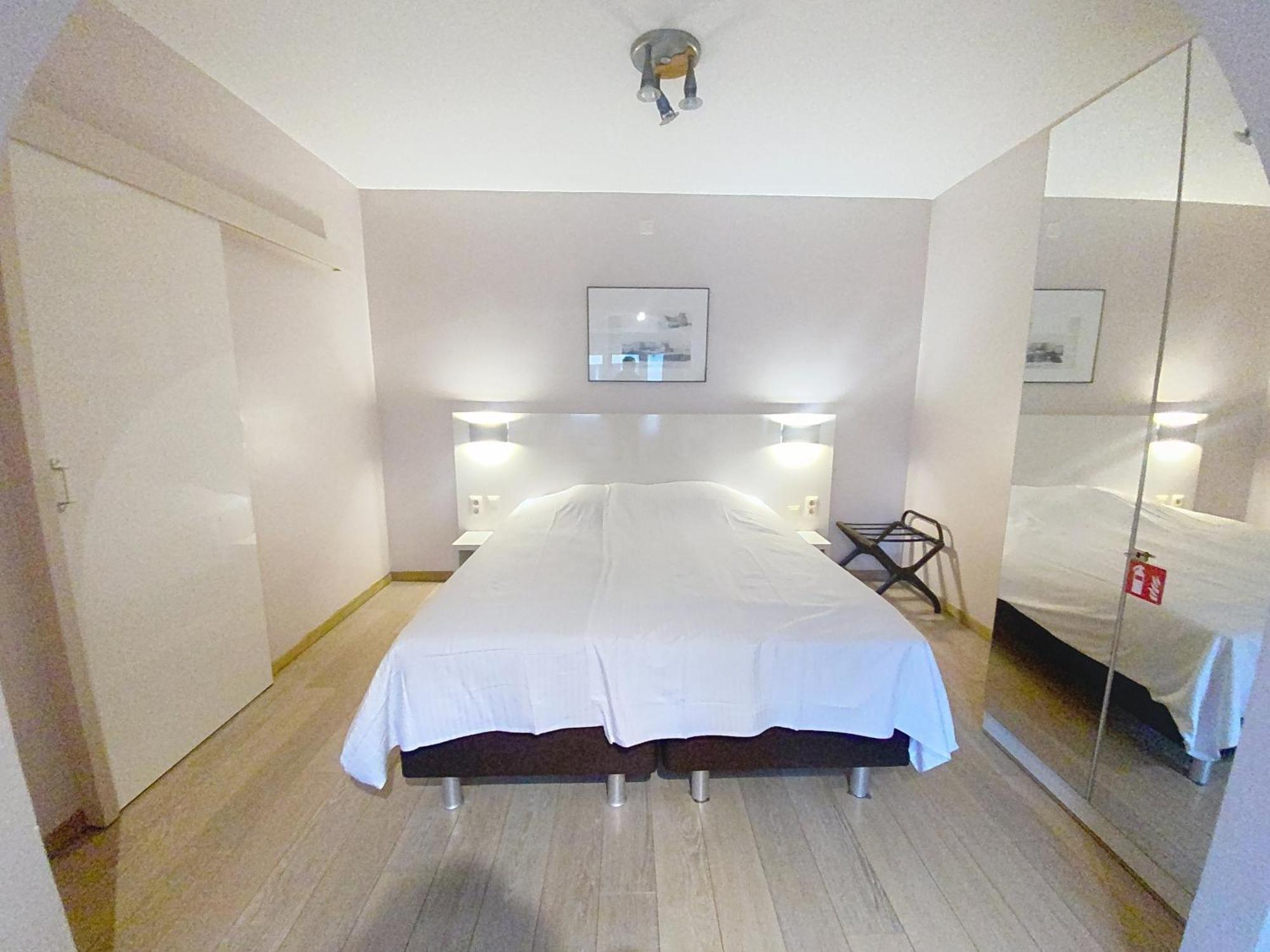 Gastenkamers Centersuites Oostduinkerke Exteriör bild